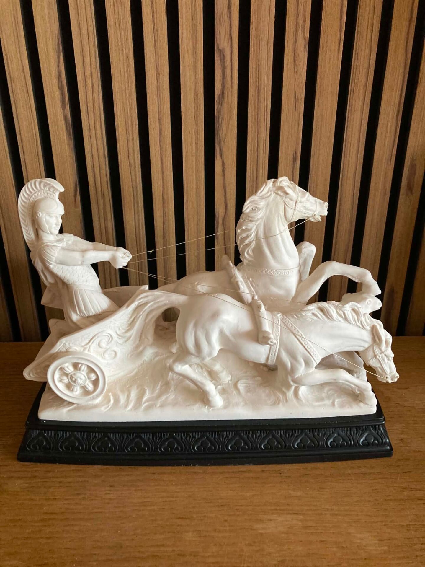 Sculpture char romain 