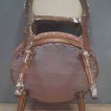 Chaise basse de style Louis XVI