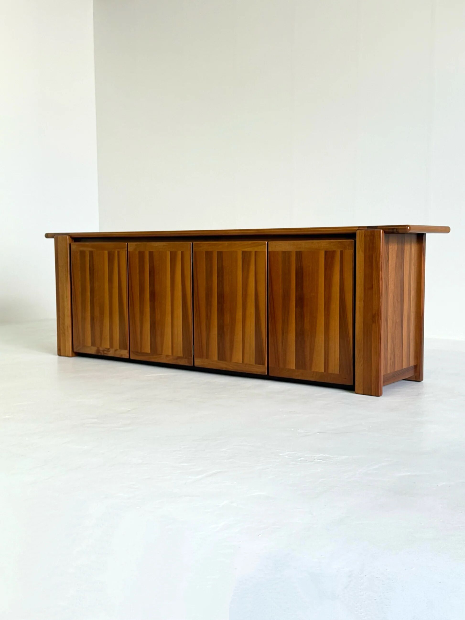 Italian Marengo sideboard by Tarcisio Colzani for Mobilgirgi