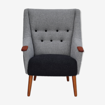 1970s, Danish design armchair, restored, quality furniture wool, teak wood