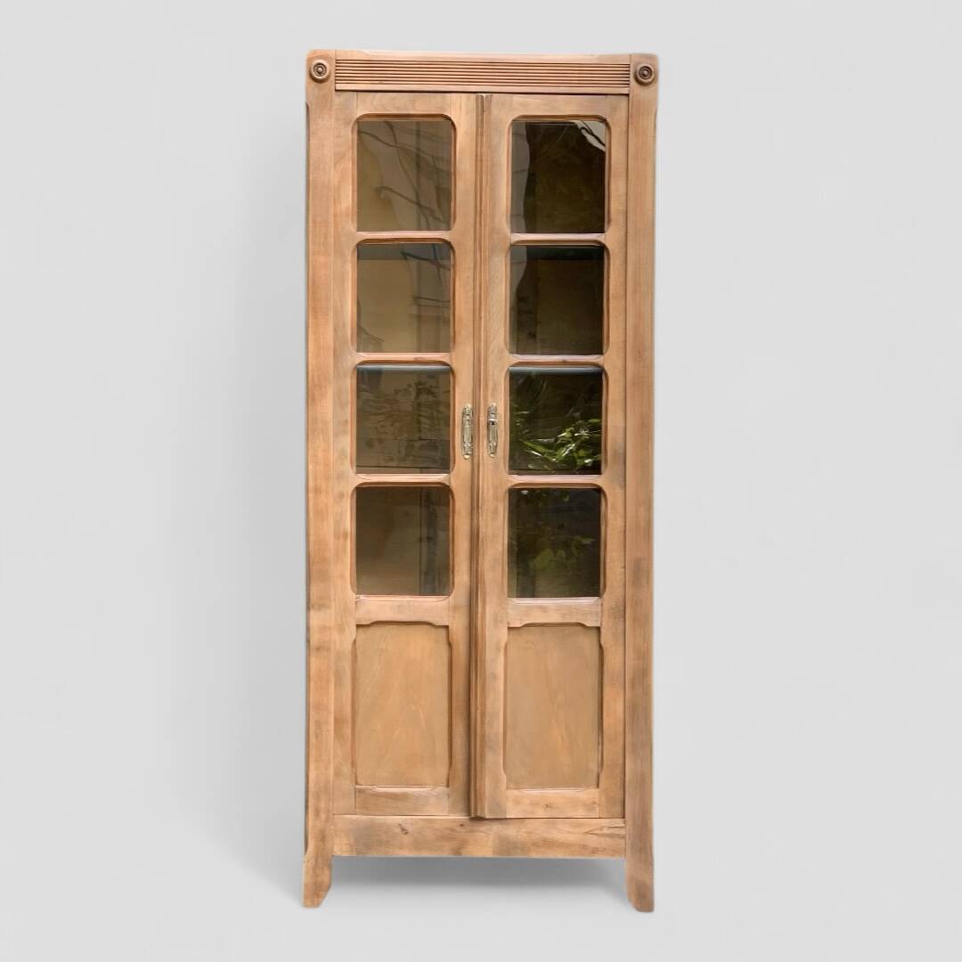 Armoire parisienne vitrée en bois brut, 1940