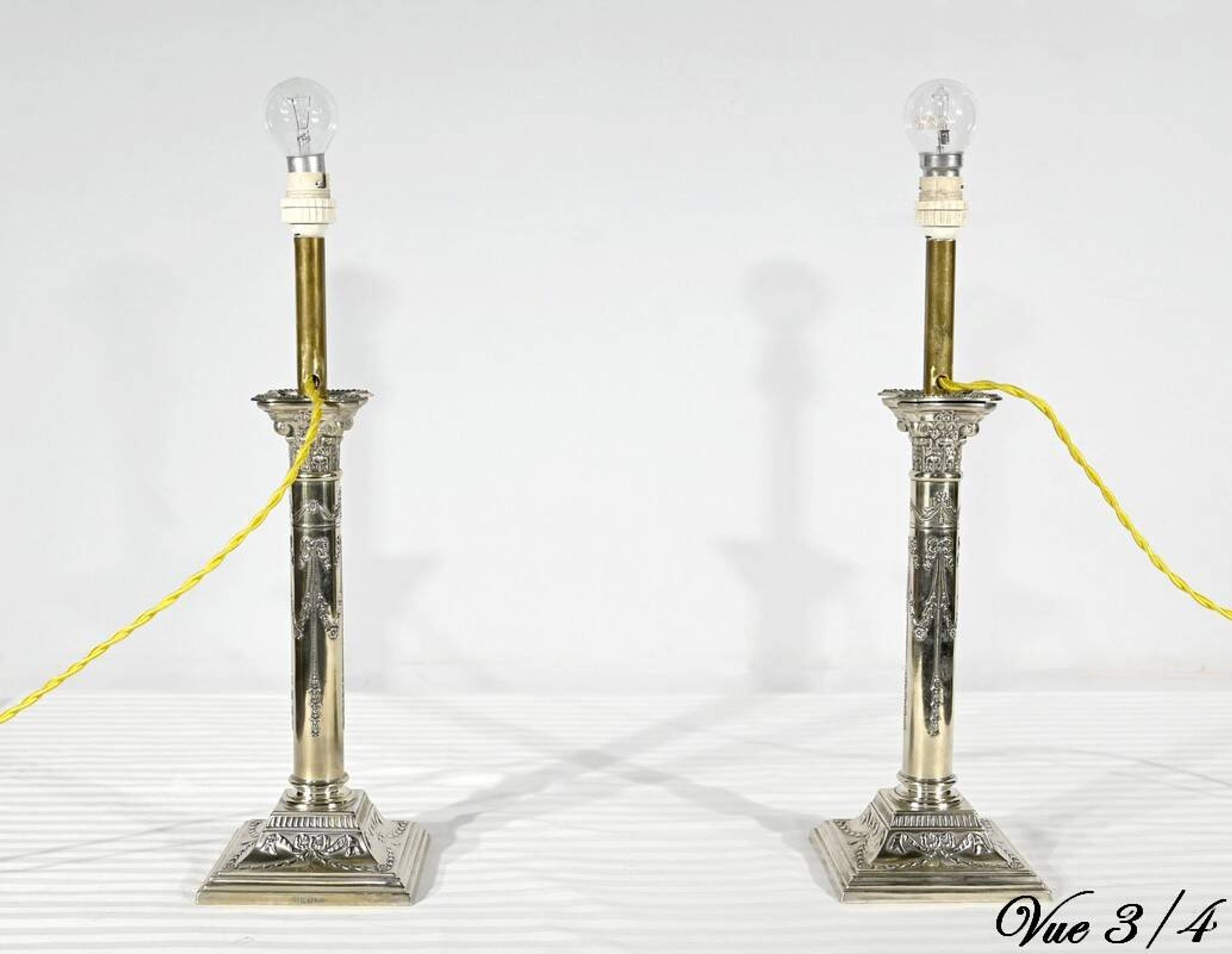 Paire de Flambeaux Électrifiés en Métal Argenté – Milieu XIXe