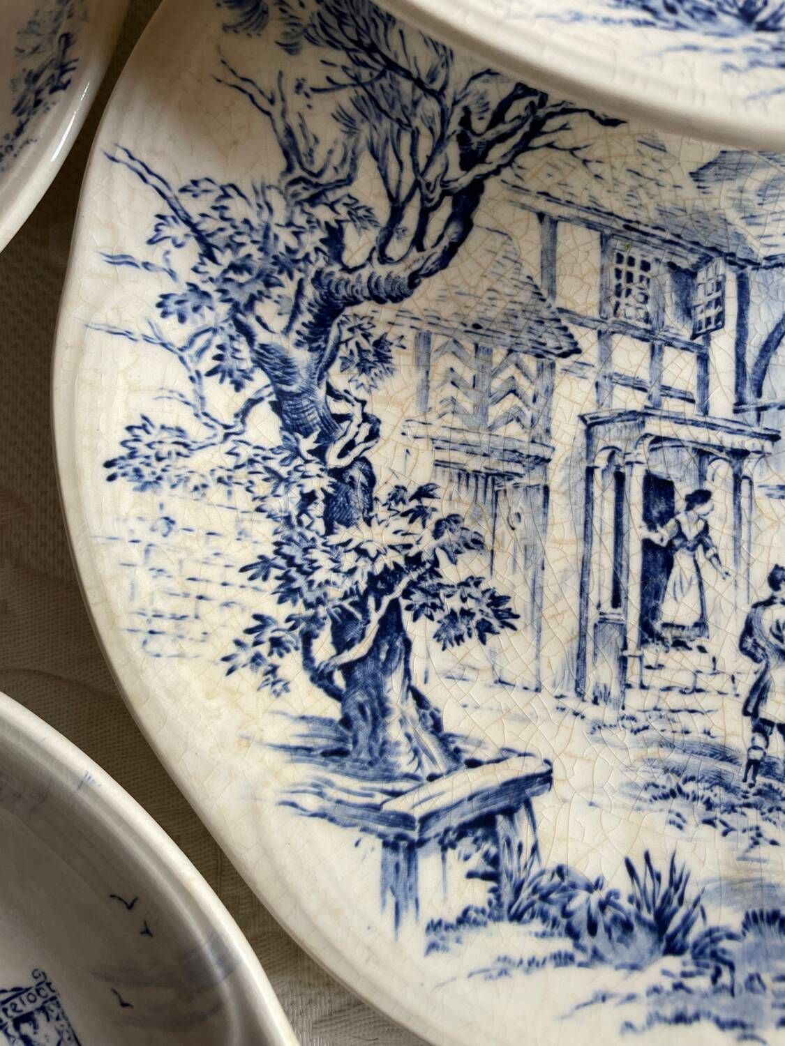 7 flat plates in earthenware by gien ludlow blue hunting decor year 70