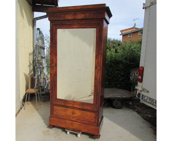 Mahogany one-piece ice cream cupboard cabinet
