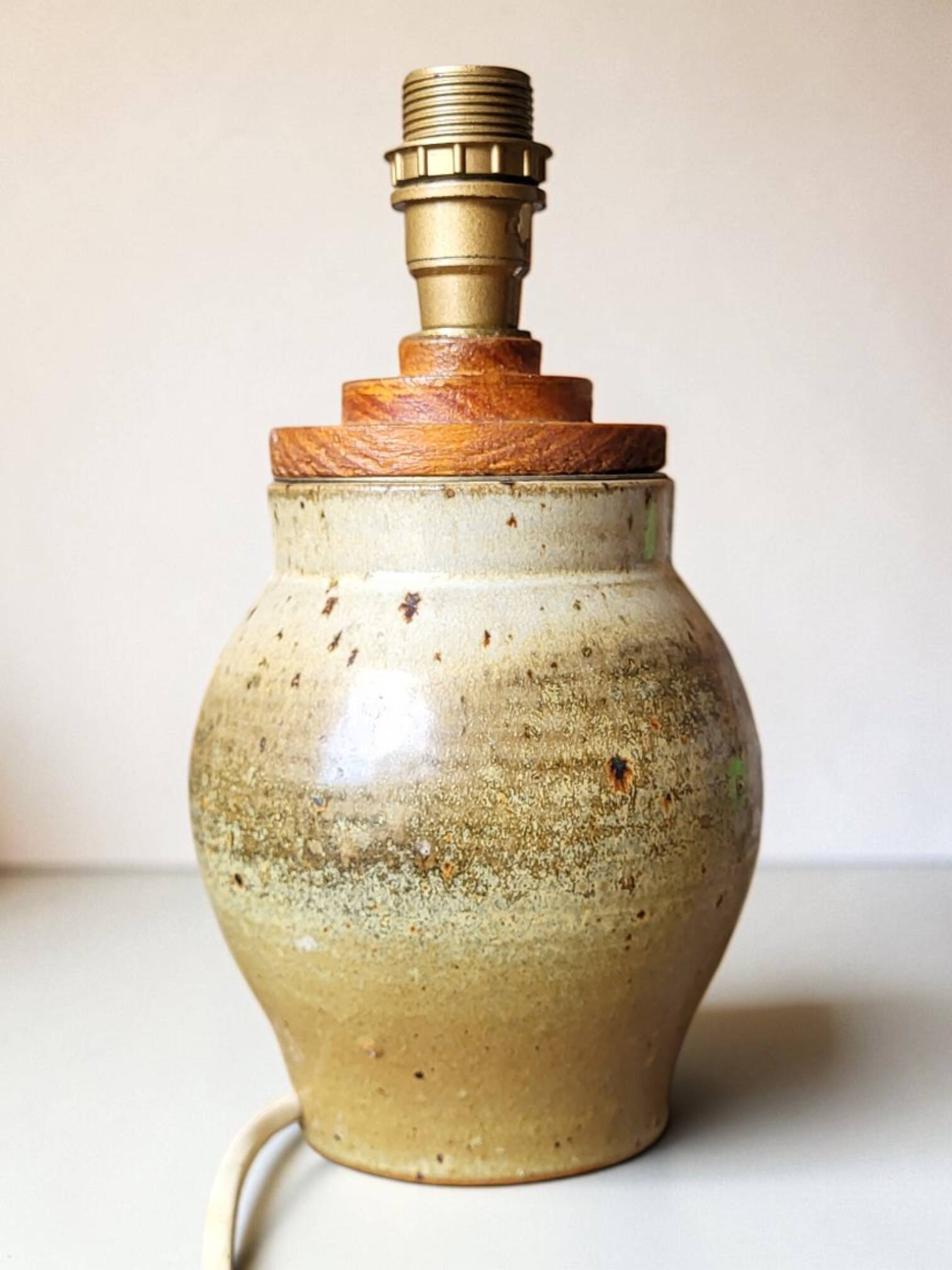 Bodin stoneware lamp