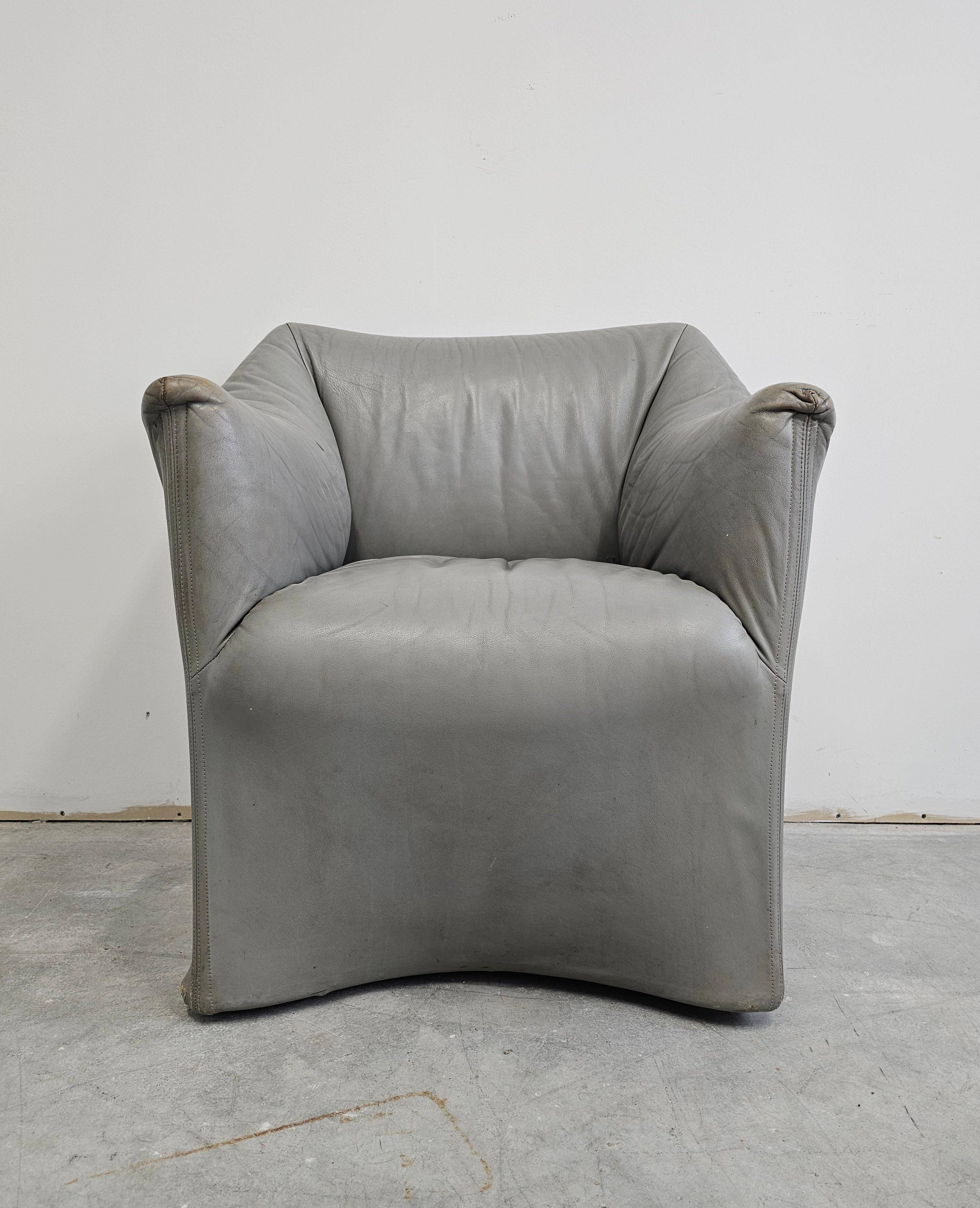 Postmodern leather armchairs Tentazione by Mario Bellini for Cassina.