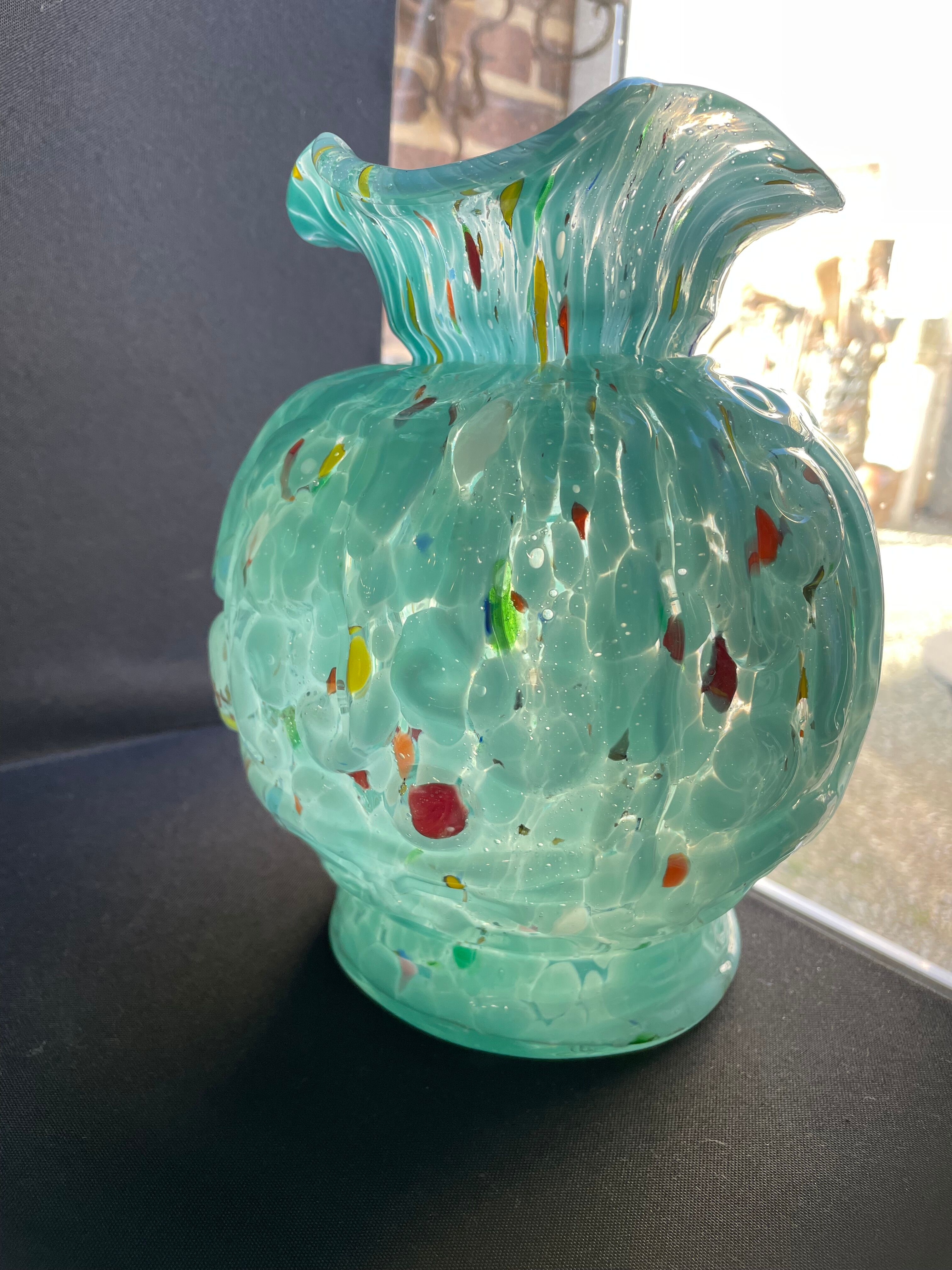 Art Nouveau glass vase with variegated bottom