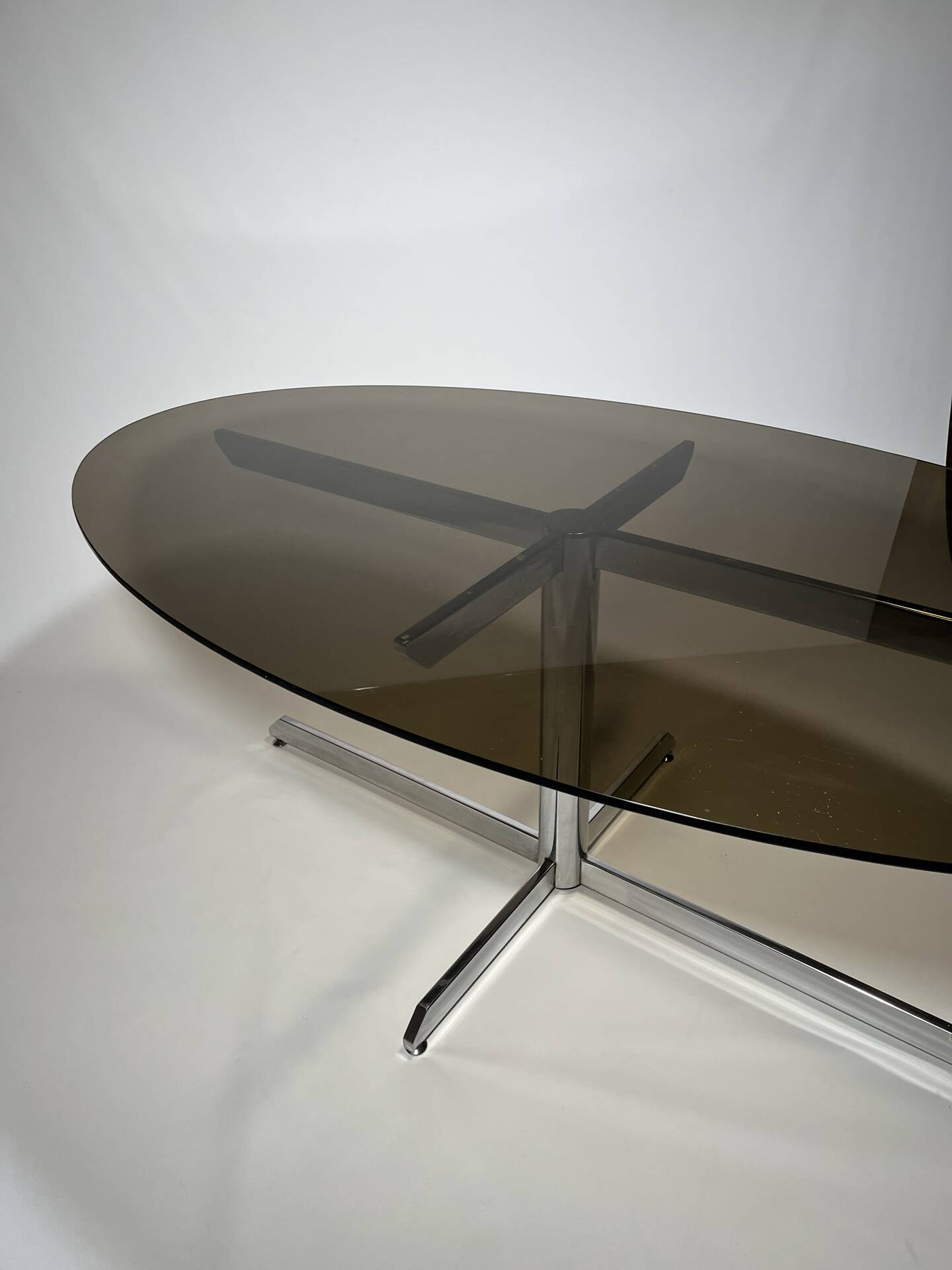 Table design attribué à Florence Knoll pour Roche Bobois 70's