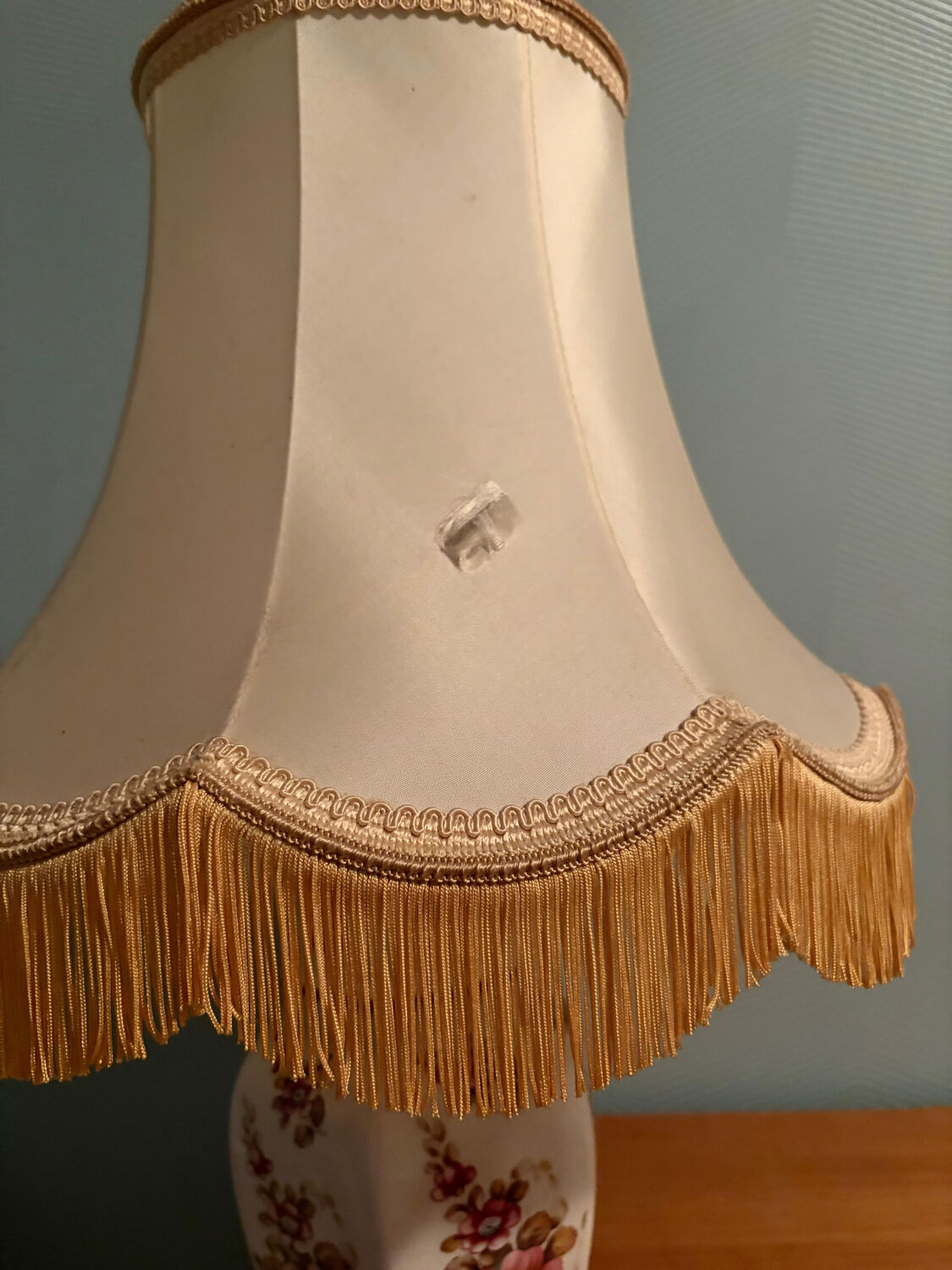 Antique lamp (1920s/30s) in Nancy porcelain, height 50 centimetres.