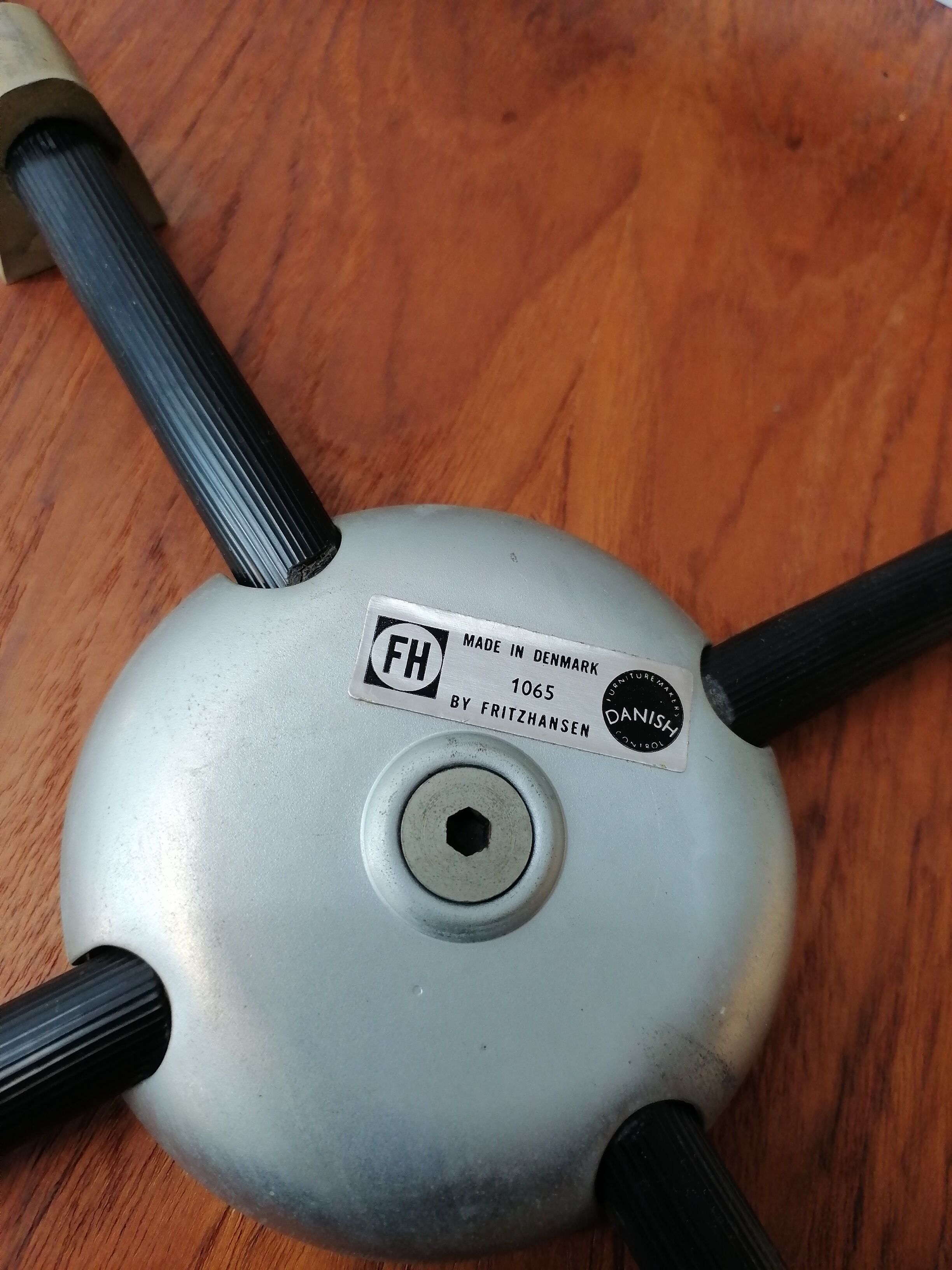 Set of 2 model 3103 Hammer chairs by Arne Jacobsen for Fritz Hansen, Denmark , 1969