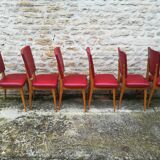 Chairs in red skaï