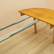 Round oak table, Danish design, 1960s, designer: Henning Kjærnulf