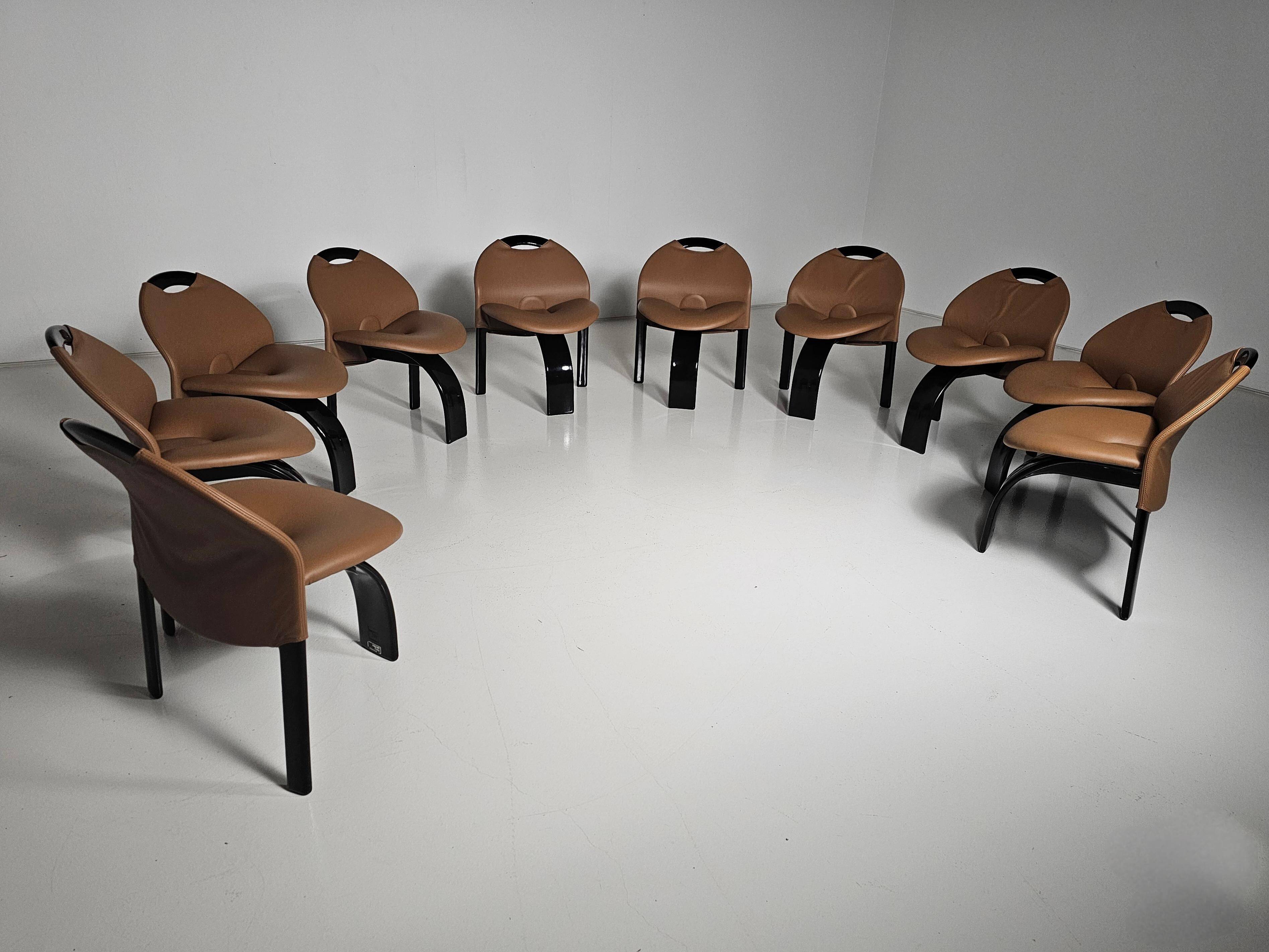 Set of 10 "Sail" dining chairs by Giovanni Offredi for Saporiti, 1973.