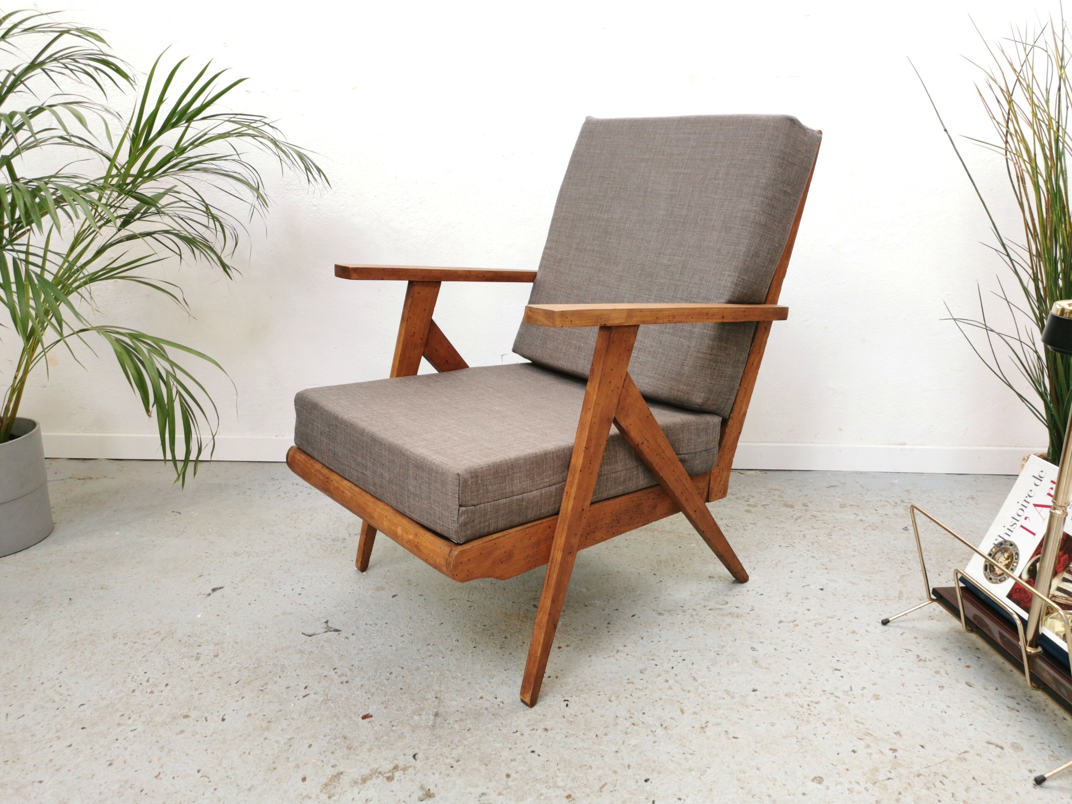 Modernist vintage armchair 1950