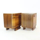 Lot de 2 tables de chevet Art Déco en noyer, Tchécoslovaquie années 1940