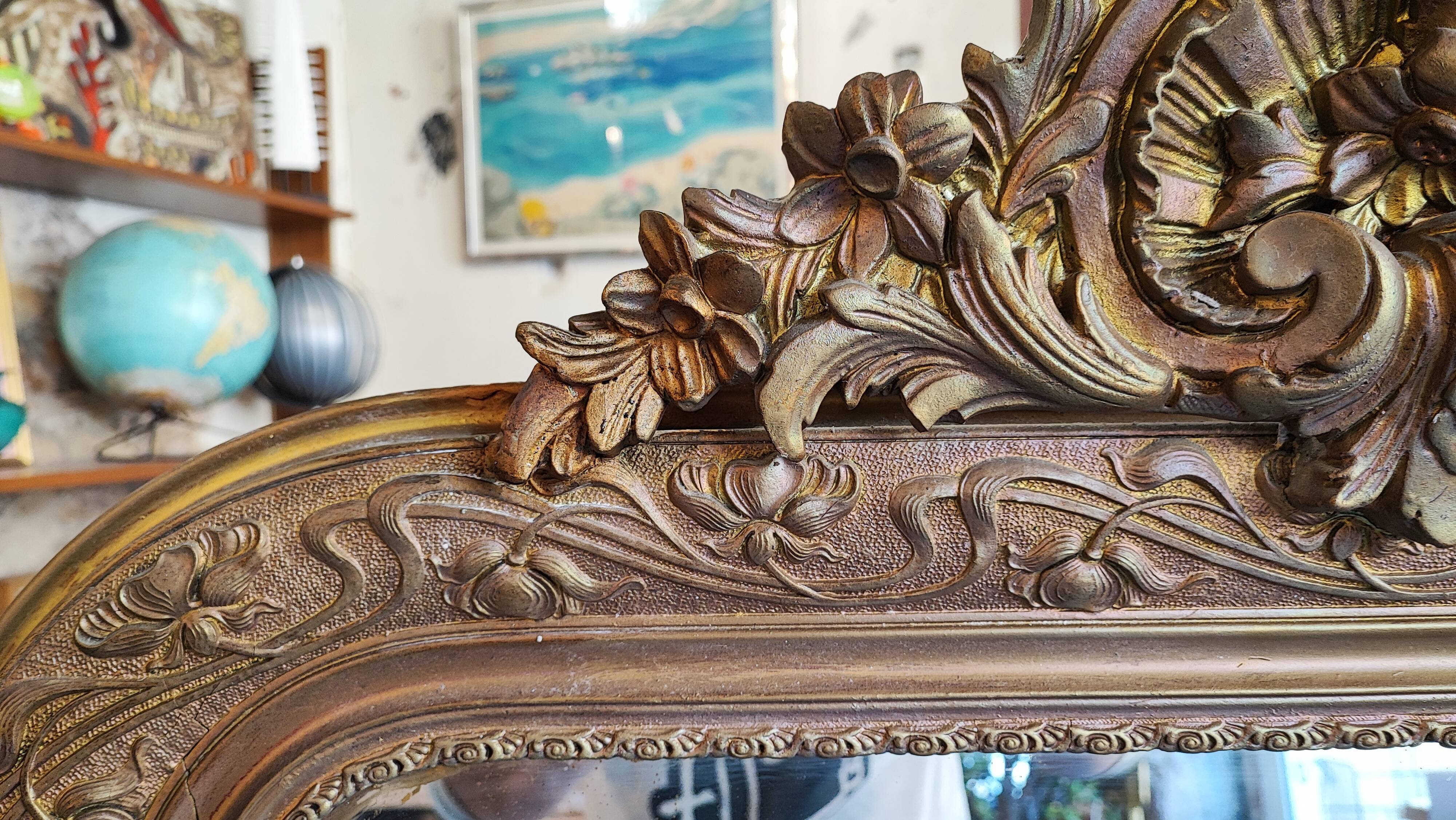 Large gilt mirror with pediment – Napoleon III period – 136 cm