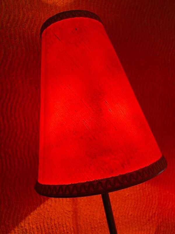 Lampadaire vintage 1950-1960 metal noir avec pietement tripode a 3 tetes d’