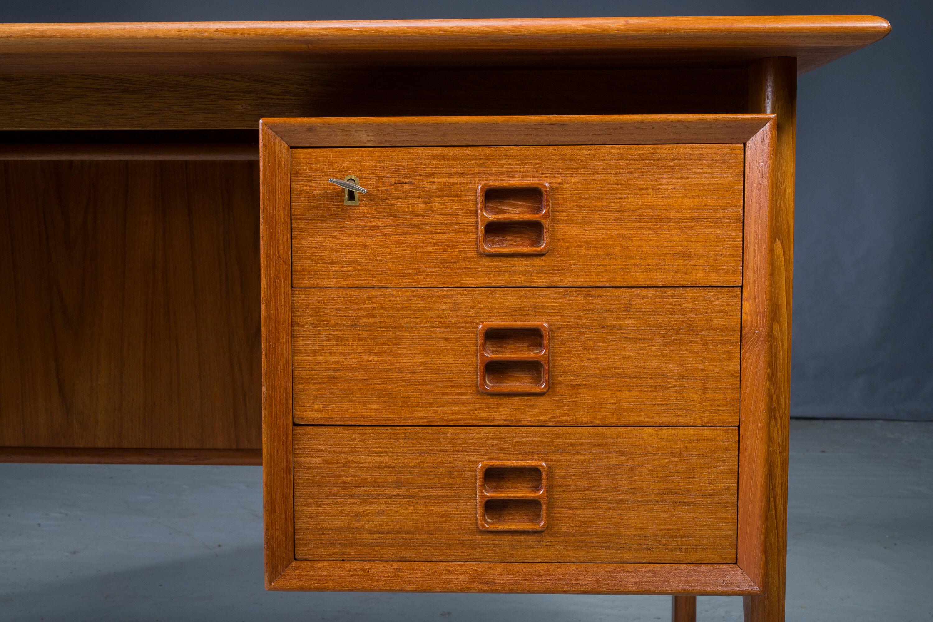 Double-Sided Teak Desk to Arne Vodder from Brouer Møbelfabrik, Denmark, 1960s