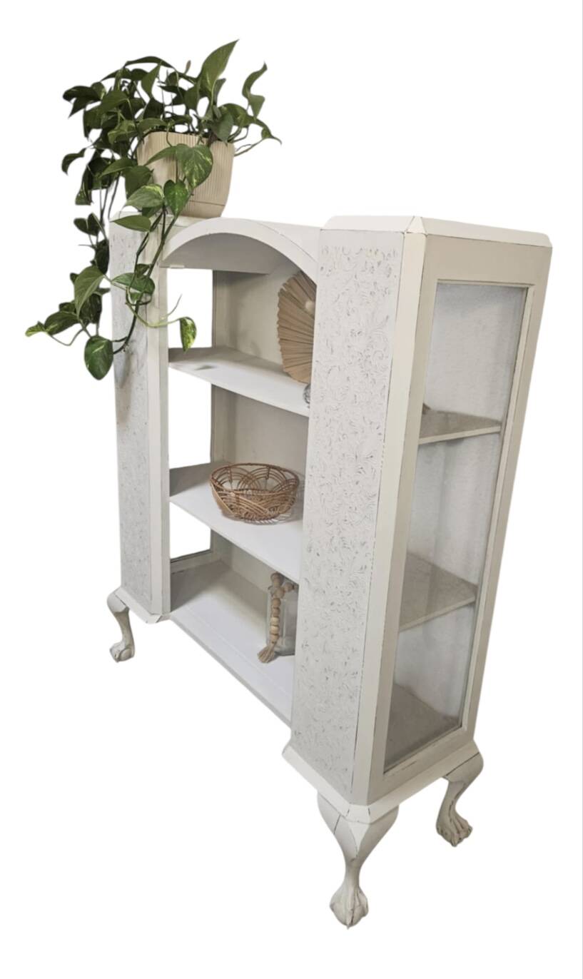 Bibus, display cabinet