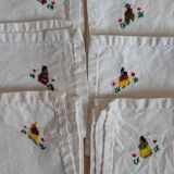Set of 6 embroidered napkins