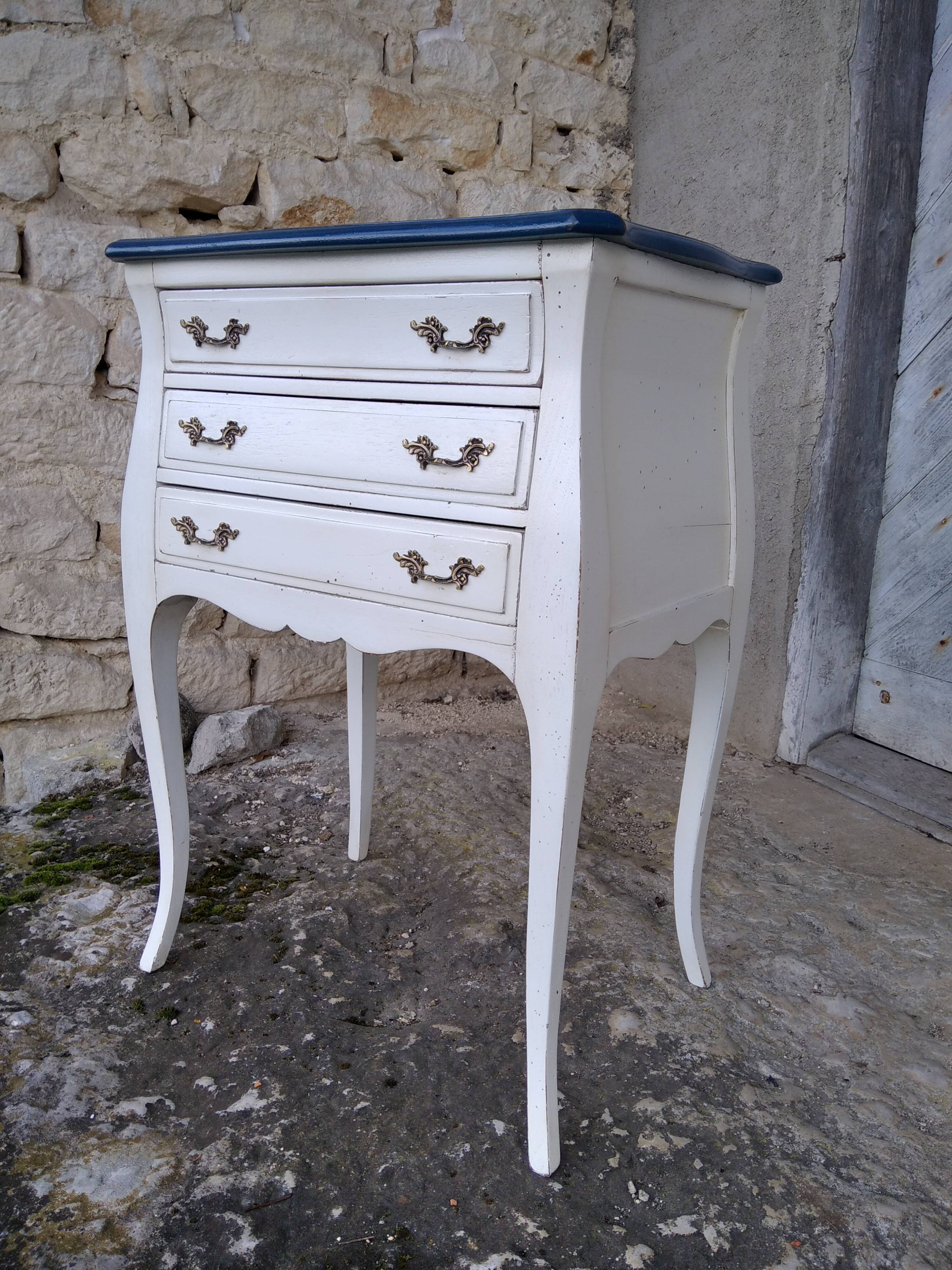 Louis XV three-drawer chest of drawers with white and blue patina