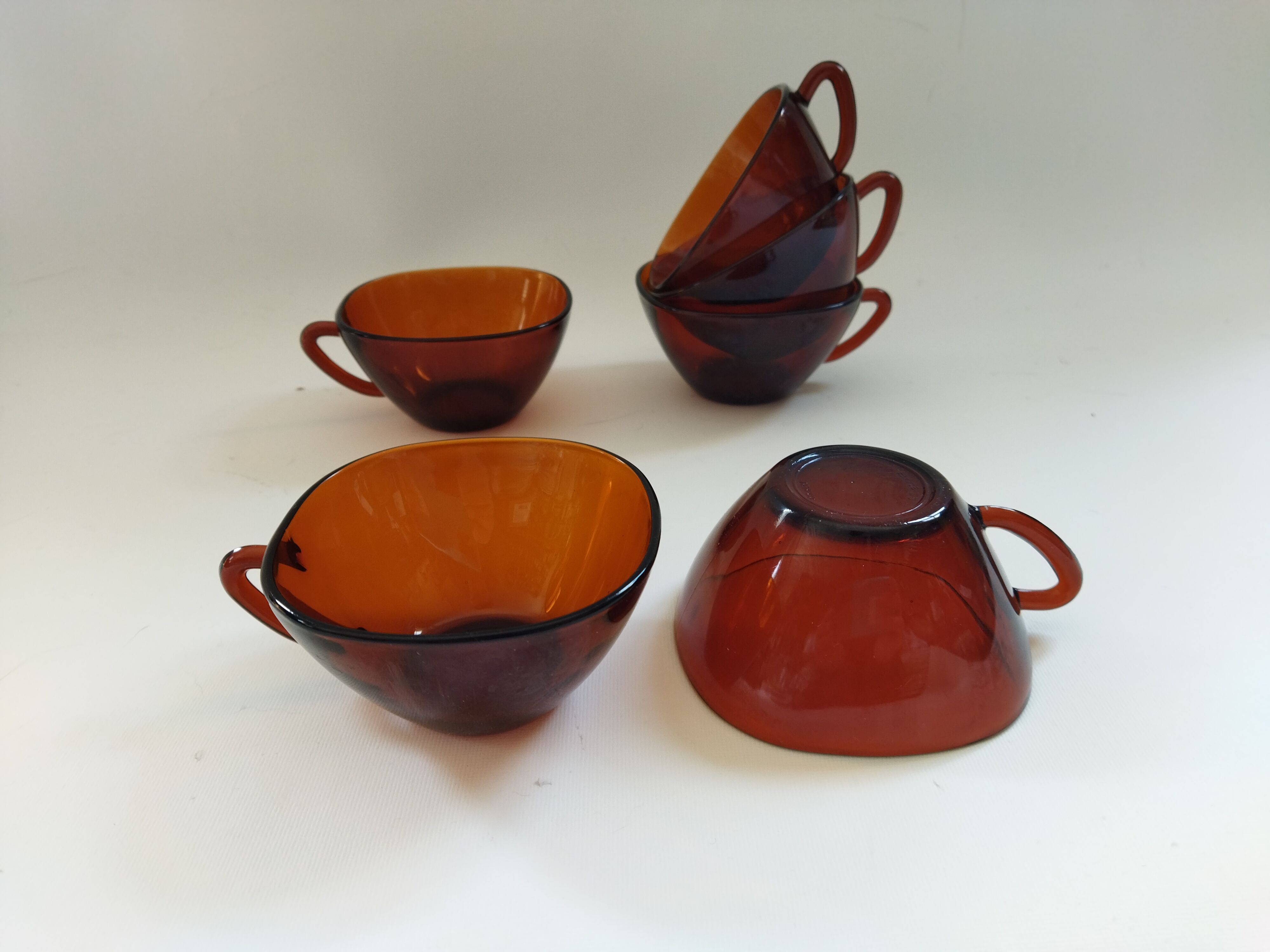 6 Vereco coffee cups