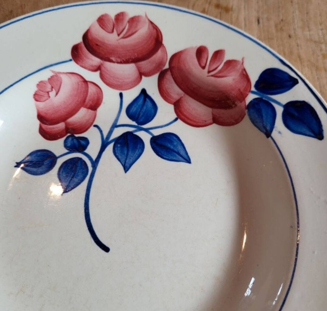 Lot 2 Art Deco plates ▪︎ Hippolyte Boulenger ▪︎ Red Rose