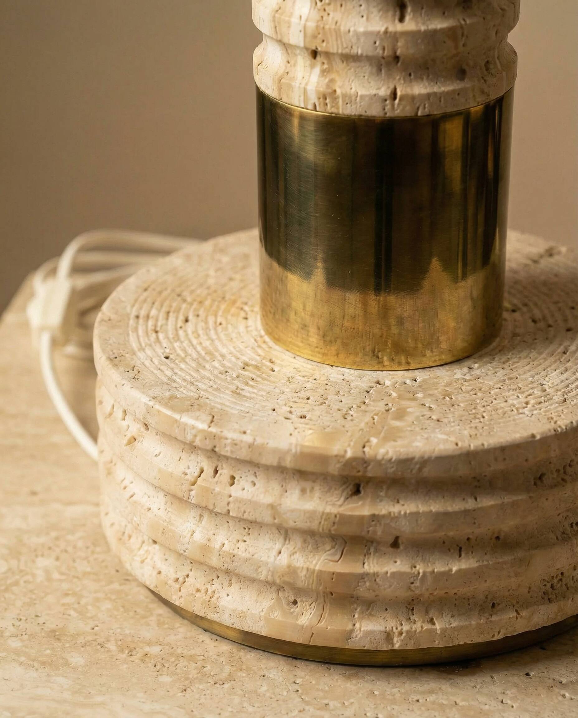 Lamp base in travertine