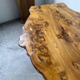 Table artisanale en orme massif, art populaire