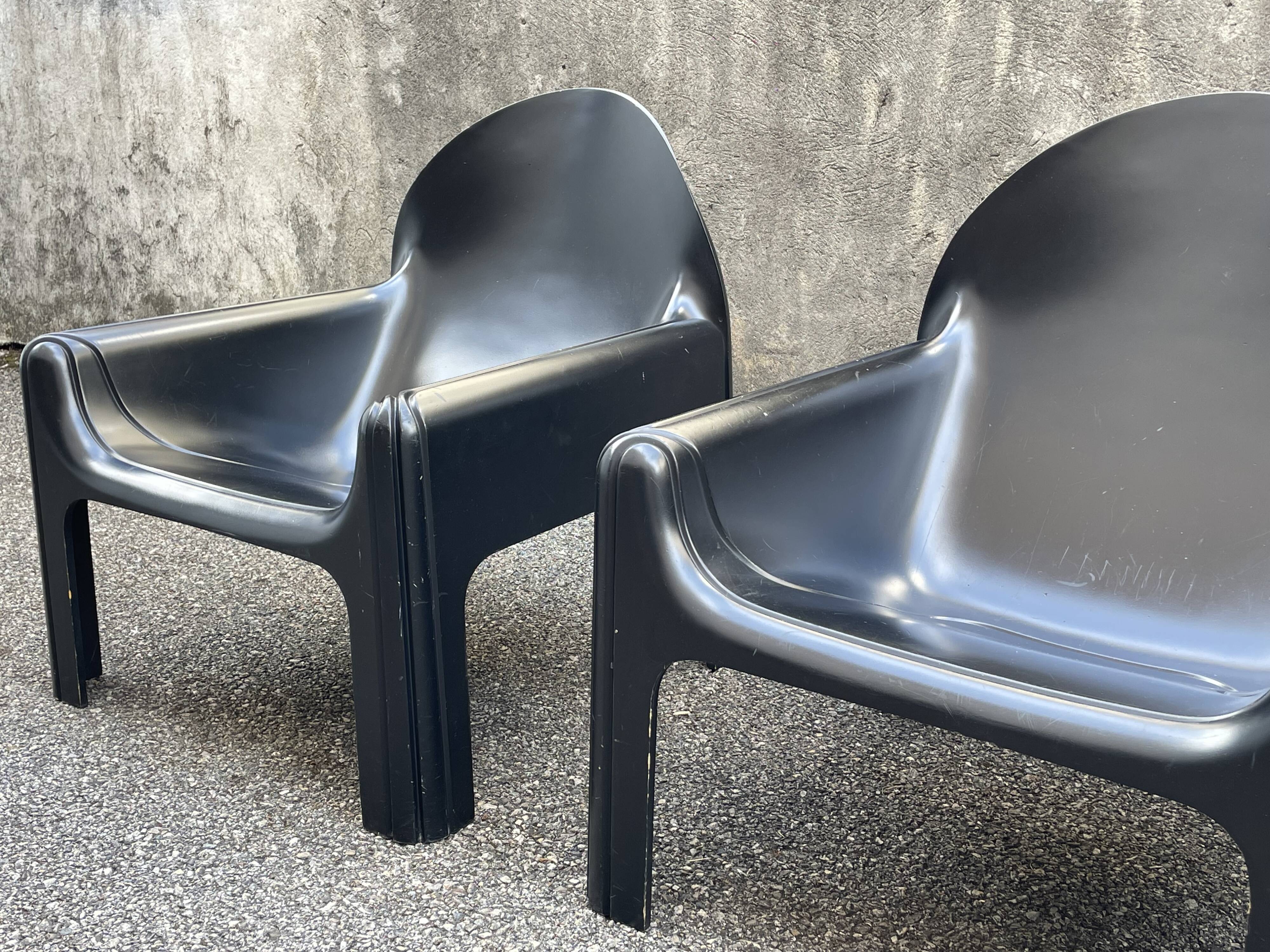 4794 armchair by Gae Aulenti for Kartell