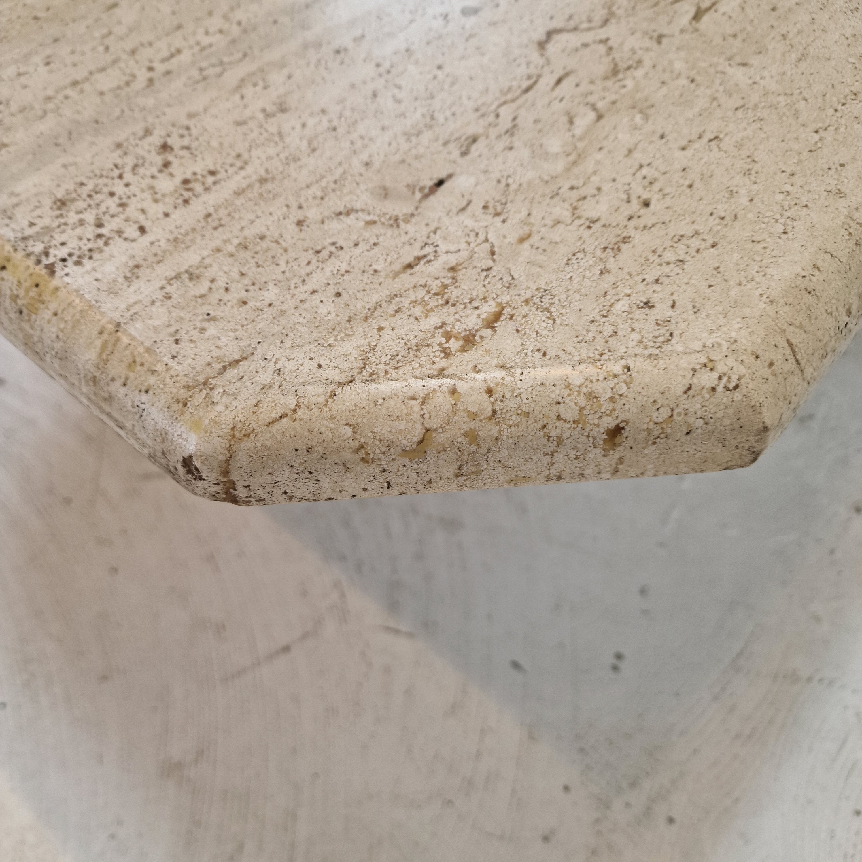 Italian coffee table in travertine, 1980s