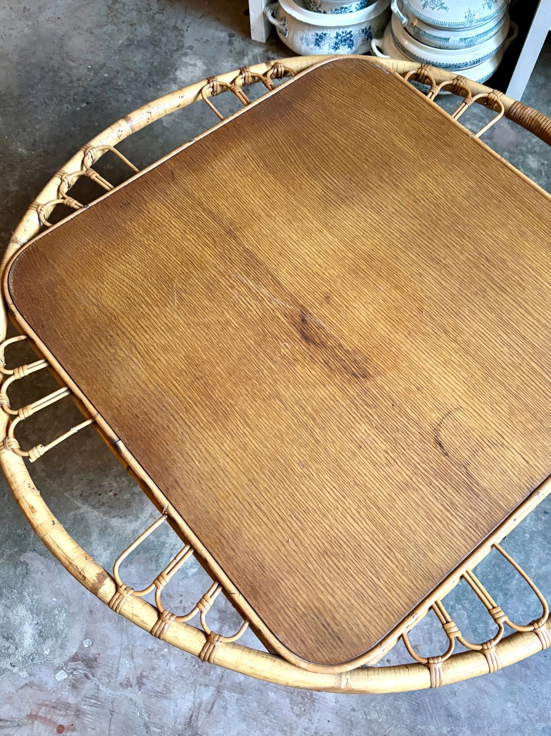 Wood and rattan coffee table, 1960s ⌀ 85 cm