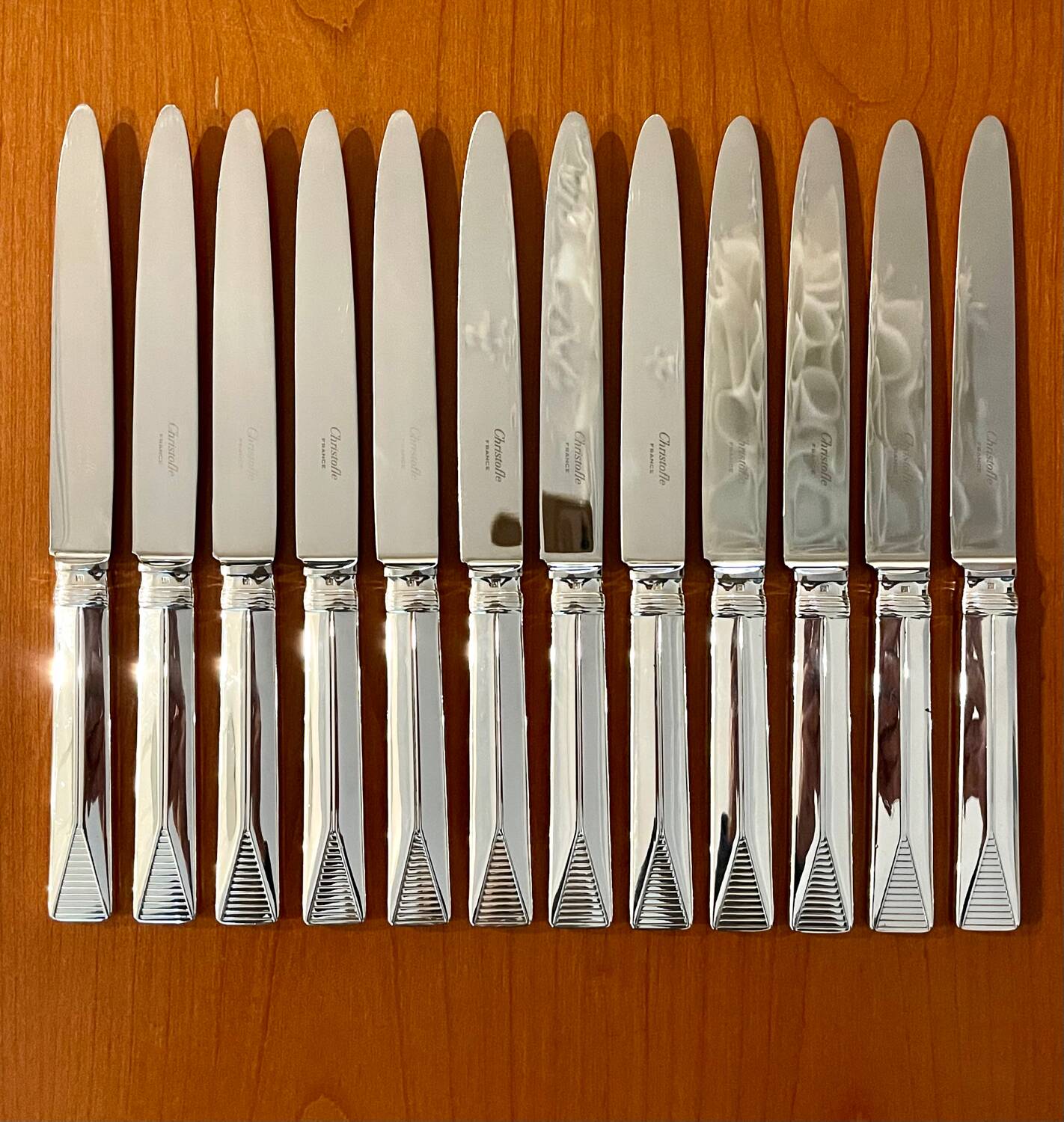 Christofle Atlantide model 12 table knives 24.5 cm very good condition