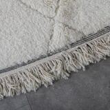 Handmade Moroccan Beni Ourain rug in cream white, 150/250cm