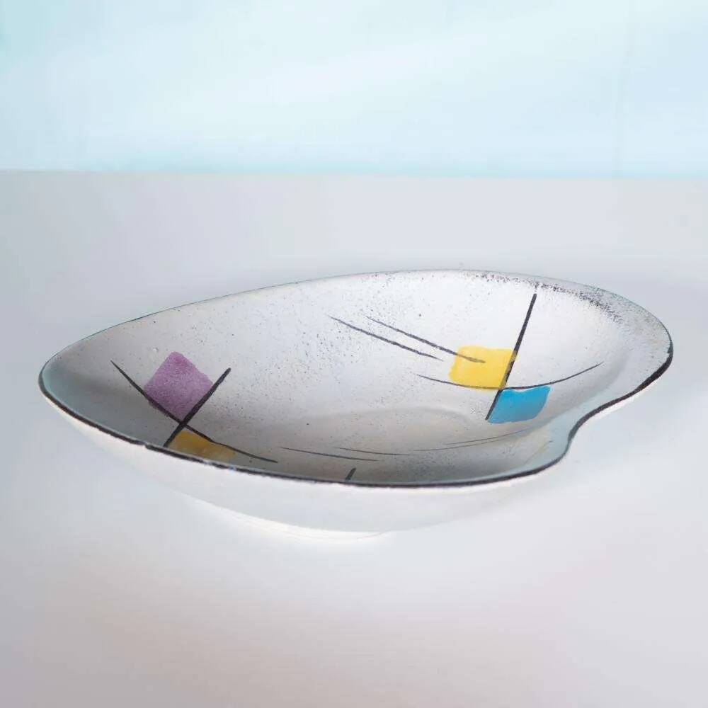 Art Deco bonbonnière from West Germany in ceramic, vintage.