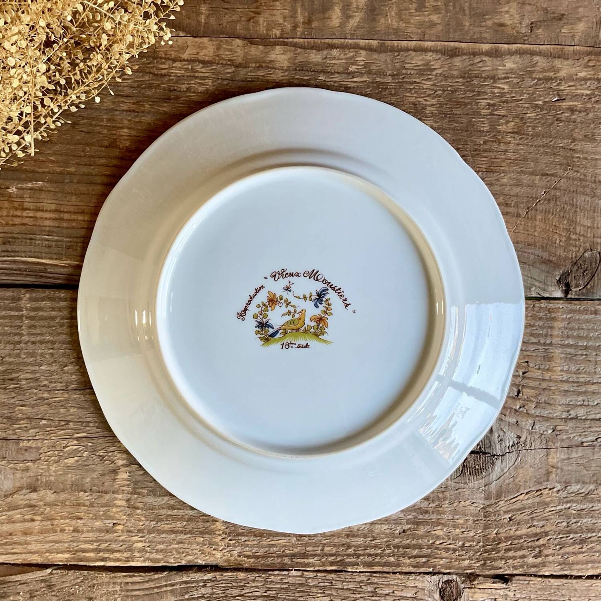 Assiette « Vieux Moustiers » reproduction vintage