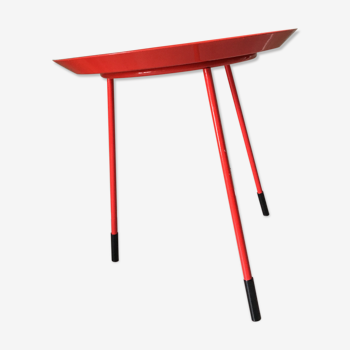 Table basse métal rouge 3 pieds Paola Navone pour Monoprix