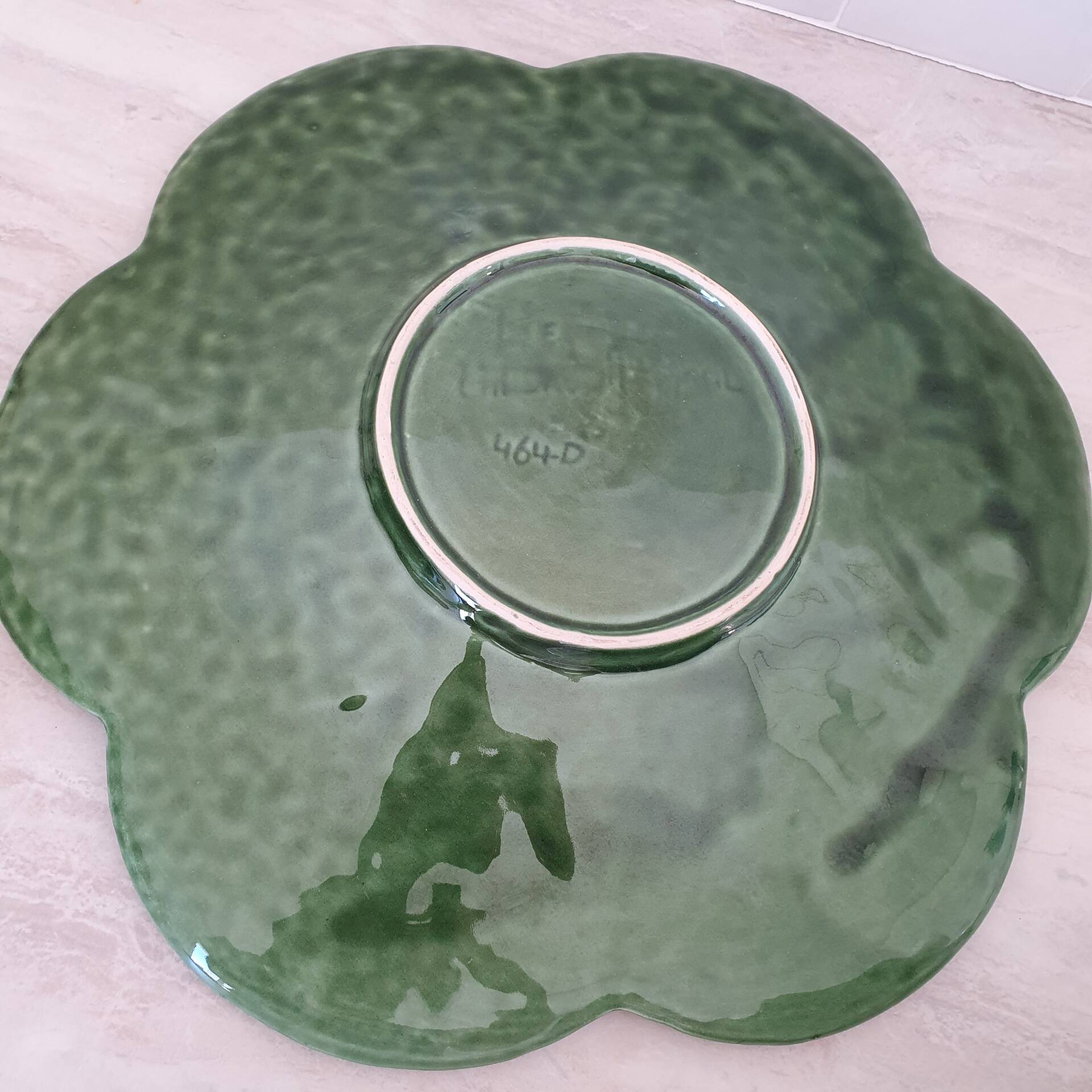 Soupière Chou en Barbotine avec son plat et sa louche