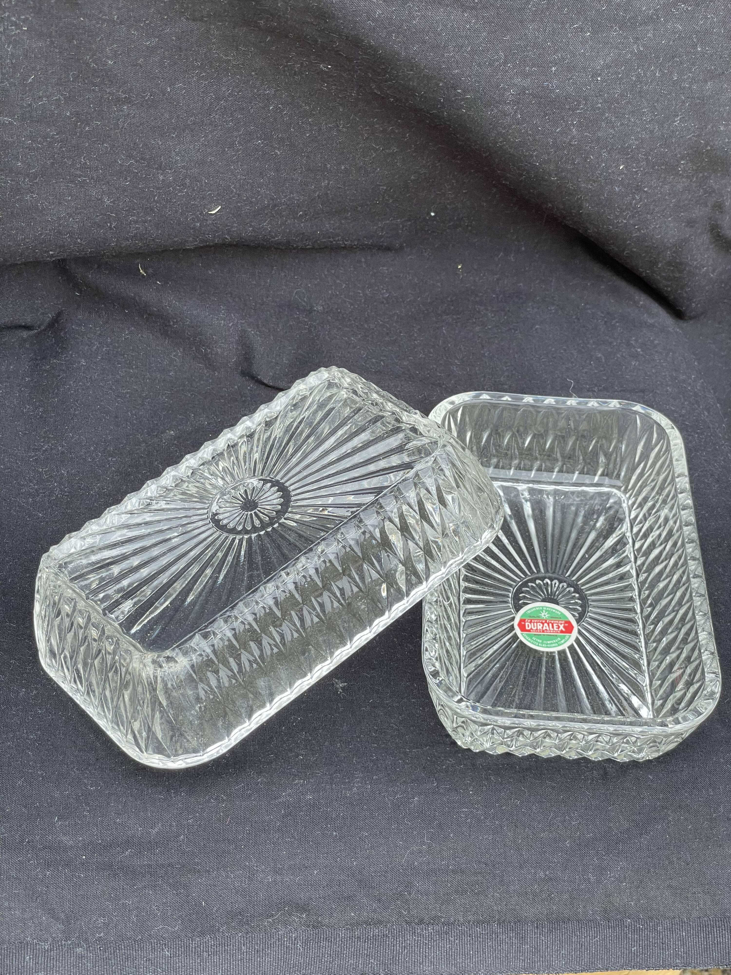 2 vintage Duralex ramekins