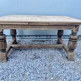 Extendable monastery table