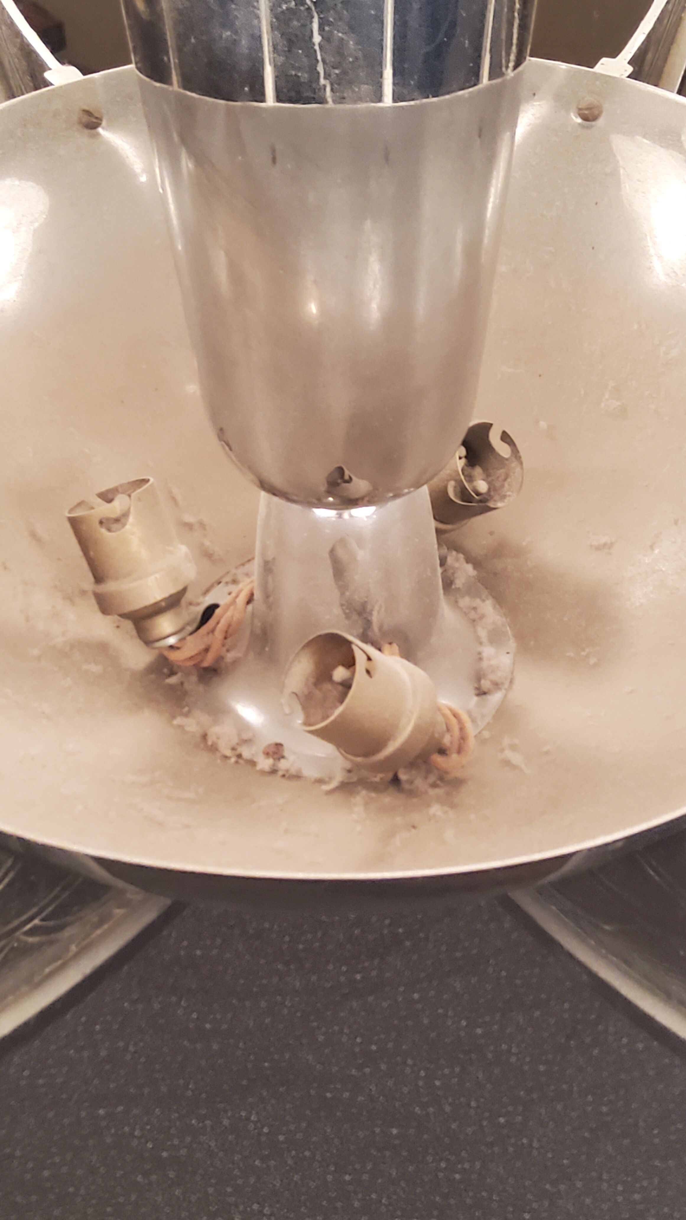 Art deco chandelier in chromed metal and glass 6 arms of lights