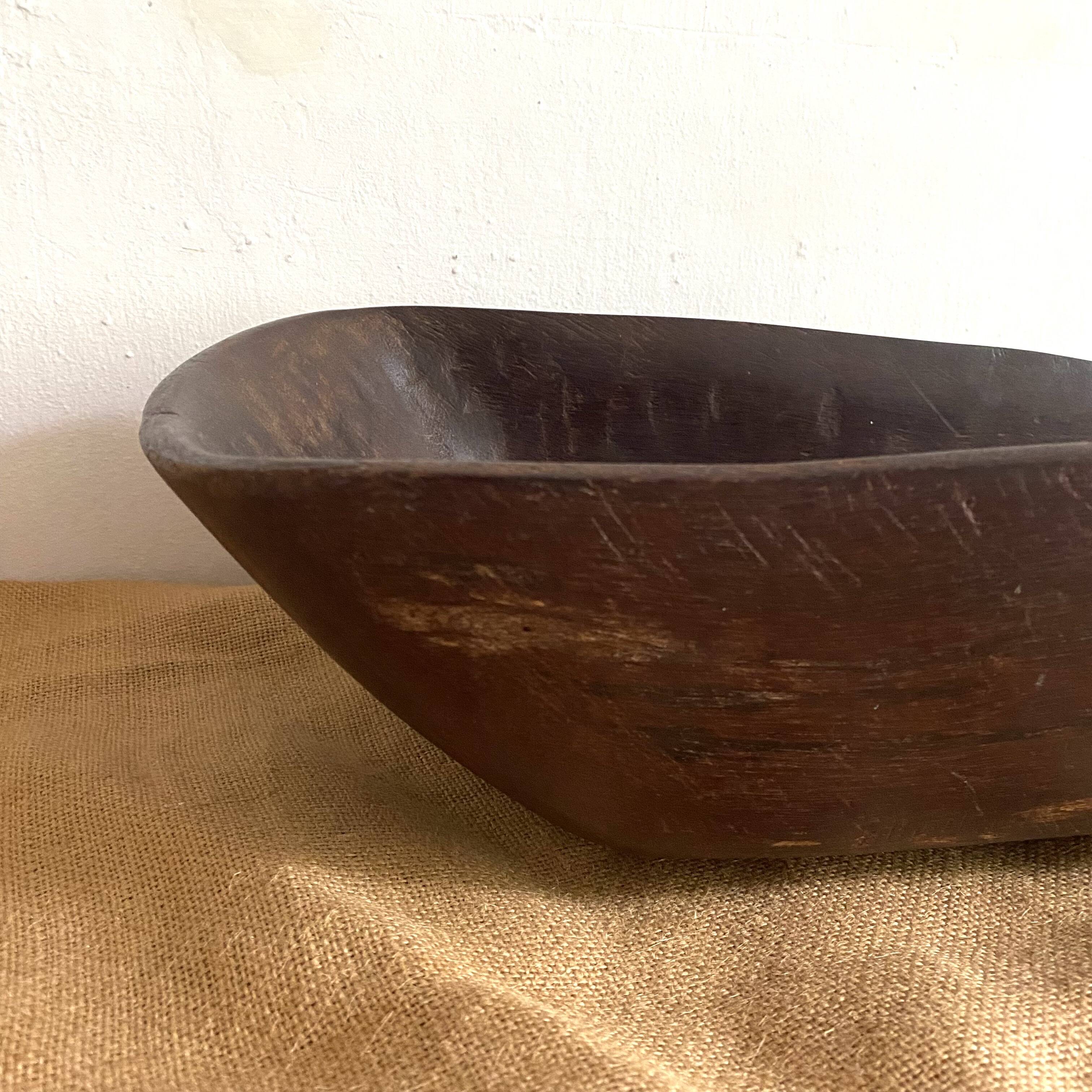 Centerpiece, wooden fruit bowl, African crafts