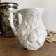 Jug in slipware with fruits