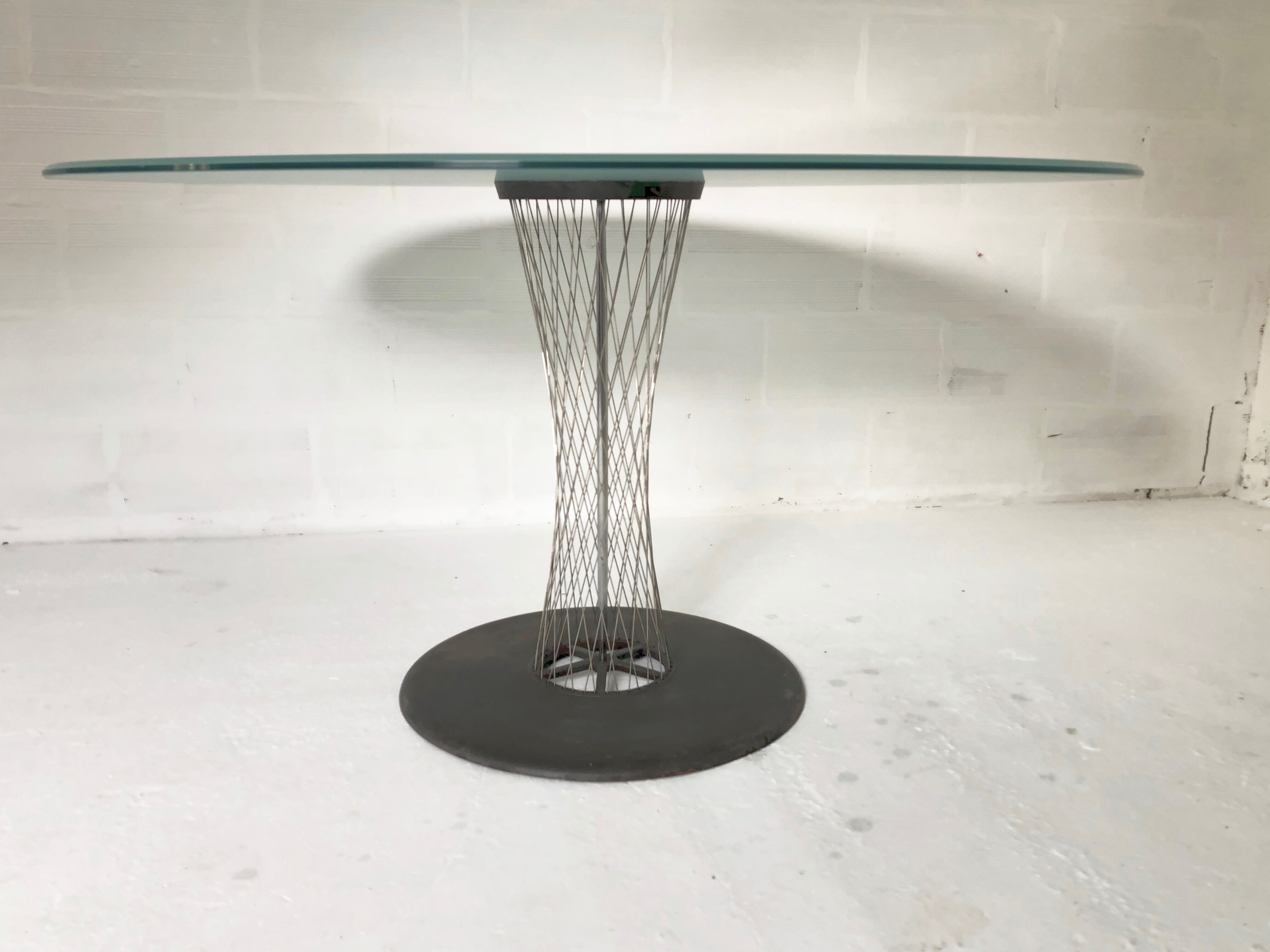 Glass Roundtable by Andreas Ssteriko - B-B italia