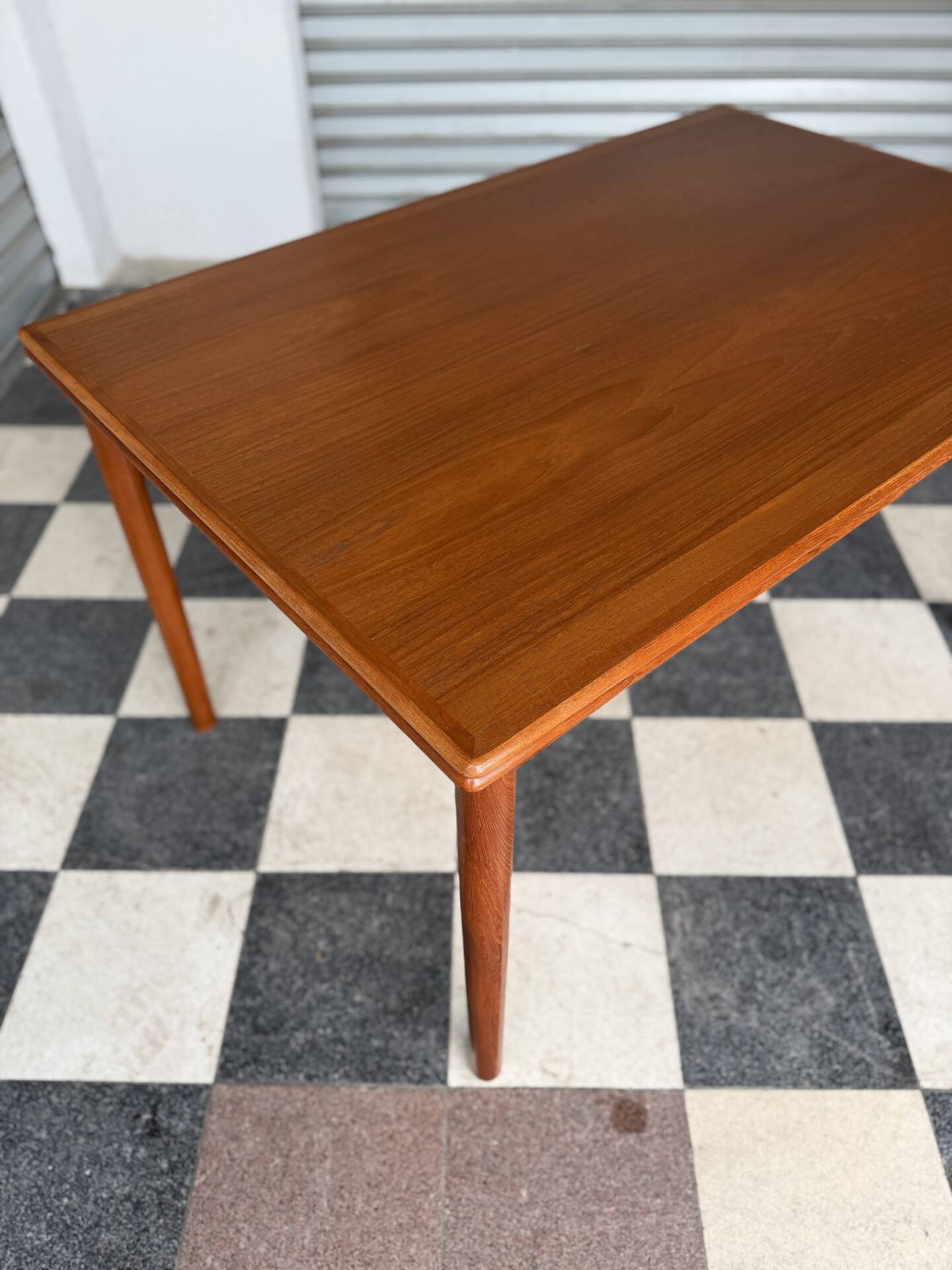 Table danoise en teck