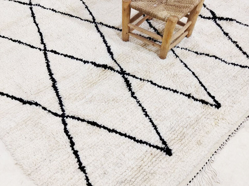 290x180cm Moroccan Berbere Carpet