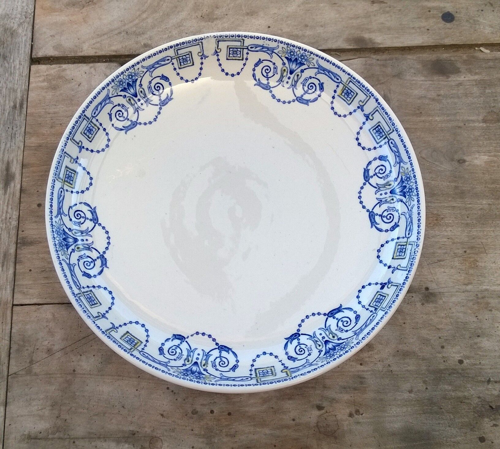 Former compotier in earthenware of Sarreguemines