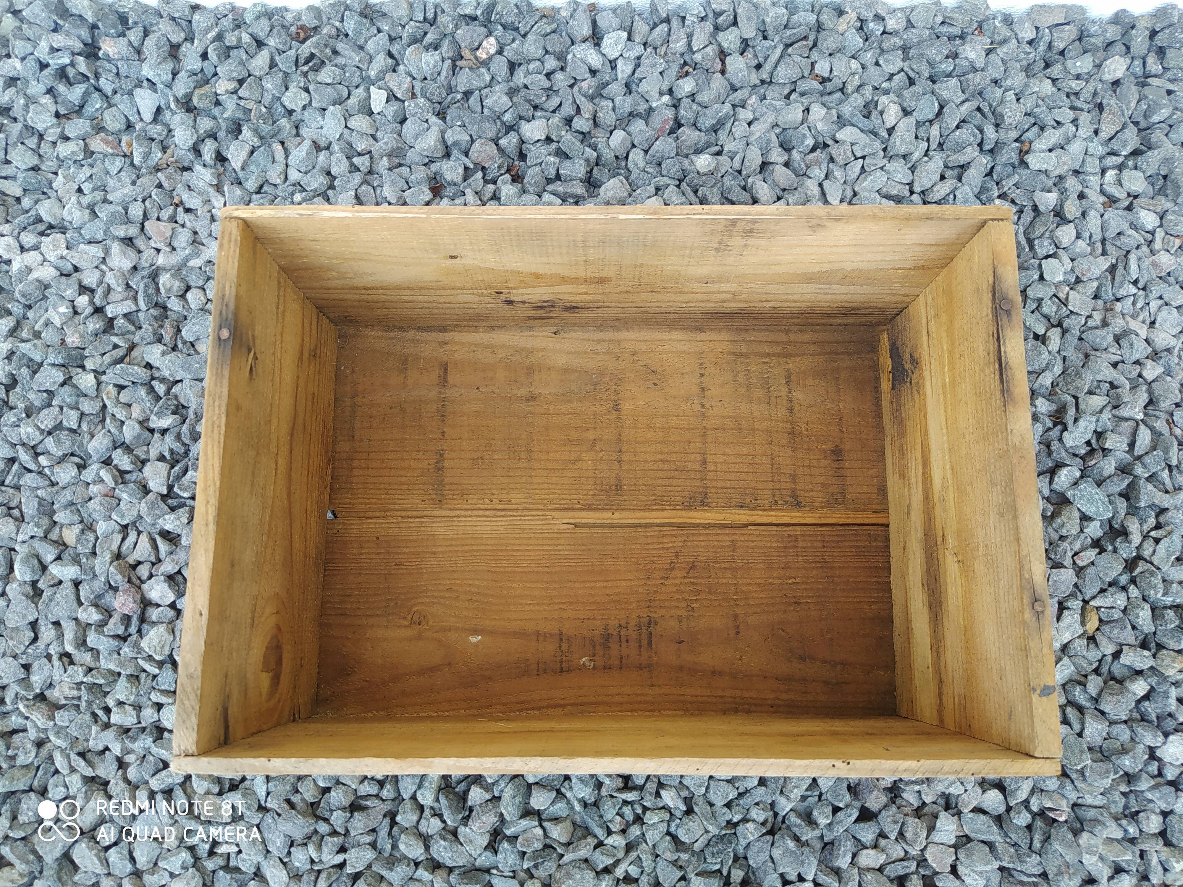 Vintage wooden box / box of beurre Cosnier