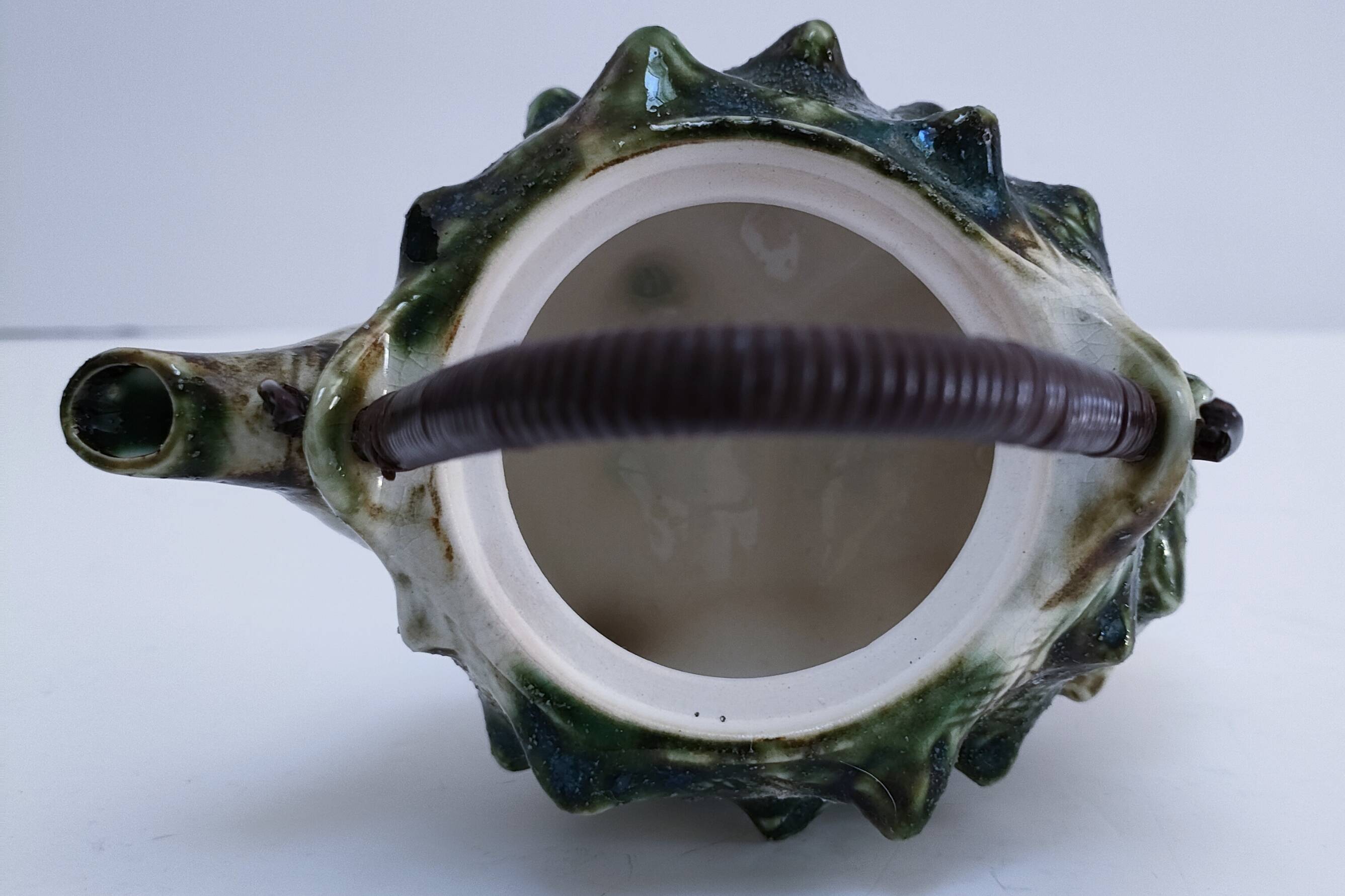 Vintage enamelled earthenware shell decor teapot