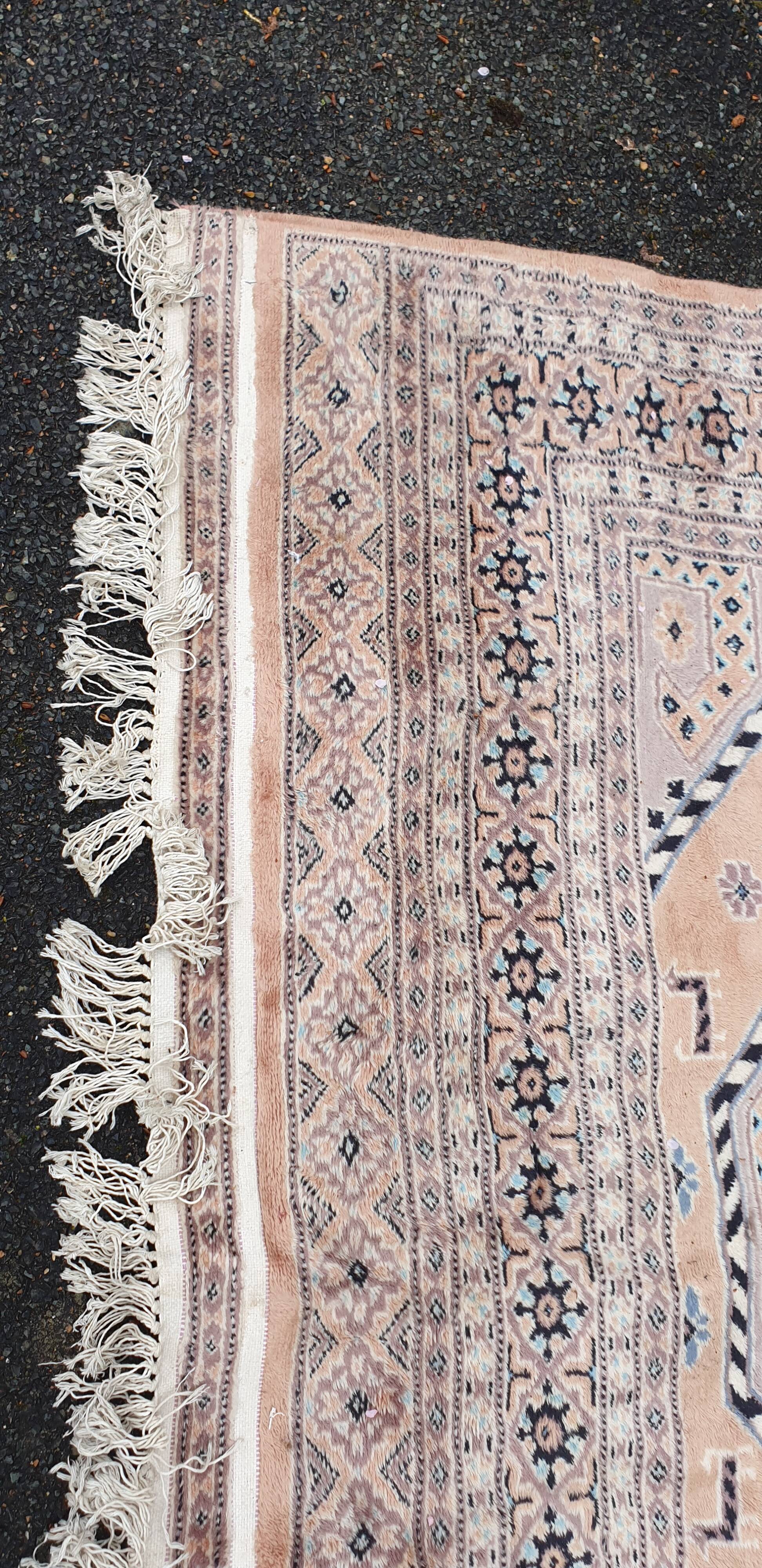 Pakistani carpets